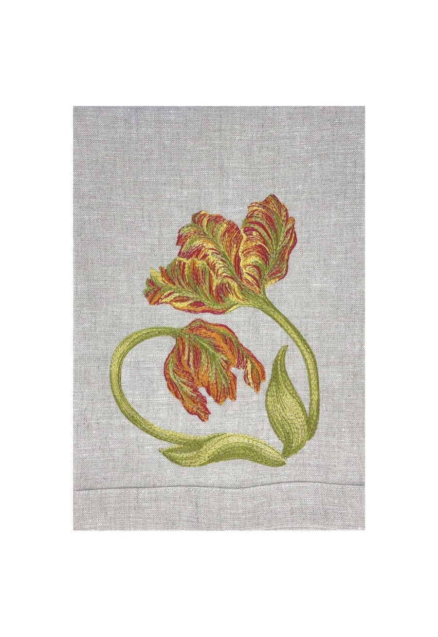 Guest Towels with embroidered Flowers