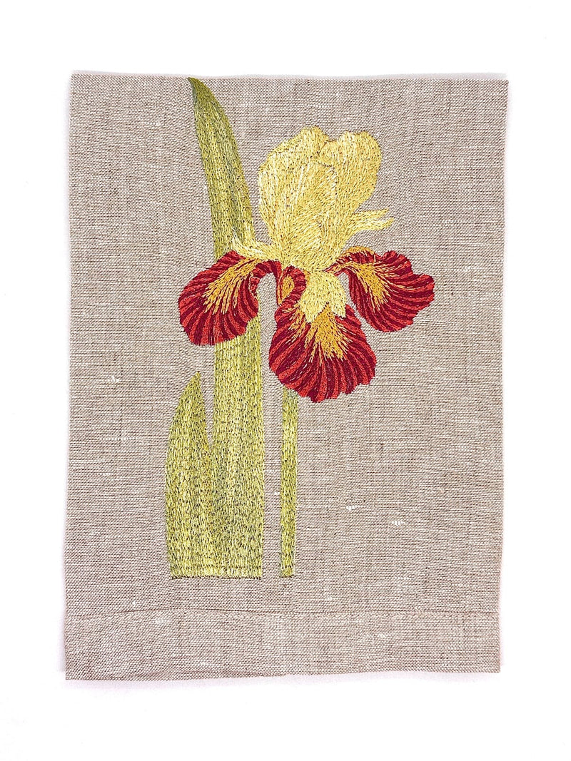 Guest Towels with emboidered Flowers