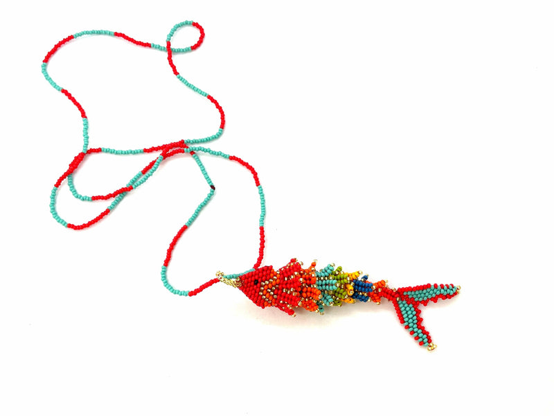 Necklace in beads with fish pendant