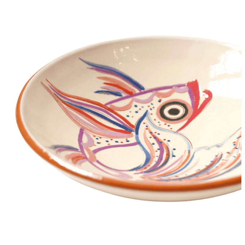 Fish motif round bowl