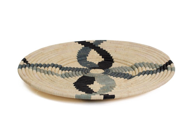 Raffia Plate Opal Gray  I