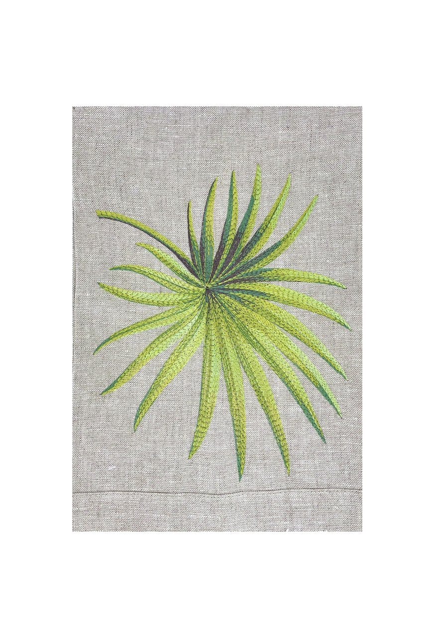 Guest Towels with embroidered Flowers