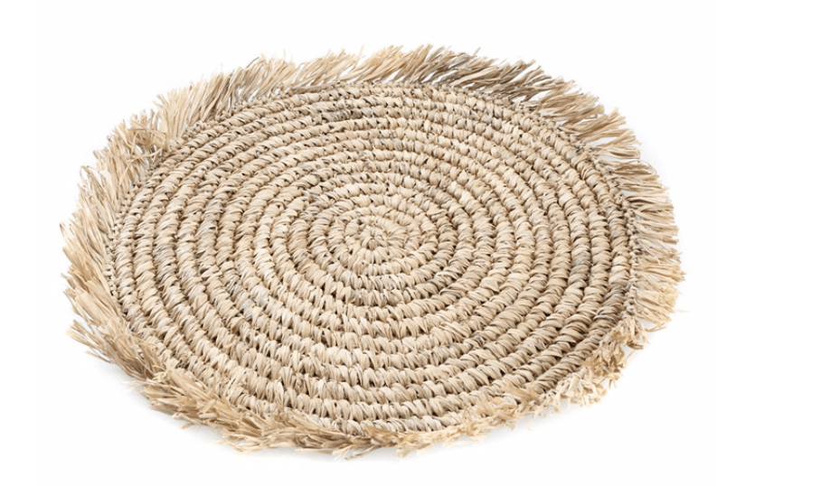 Placemat with fringes